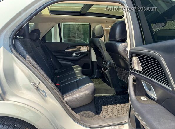 4JGFB4FB9RB066659 2024 MERCEDES-BENZ GLE-CLASS Gray Front interior view