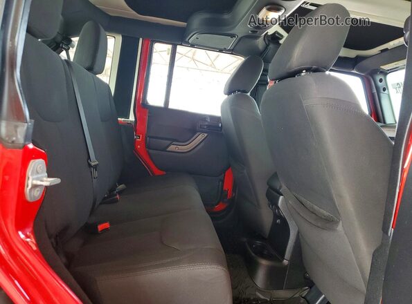 1C4BJWKG6GL107534 2016 JEEP WRANGLER Красный Вид задней части салона