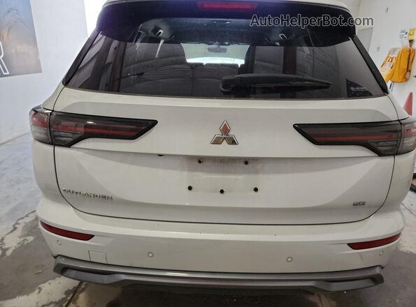 JA4J4VA87SZ033113 2025 MITSUBISHI OUTLANDER Белый 