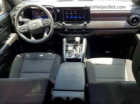 1GCGSBEC6R119601 2024 CHEVROLET COLORADO Silver Widok zestawu wskaźników