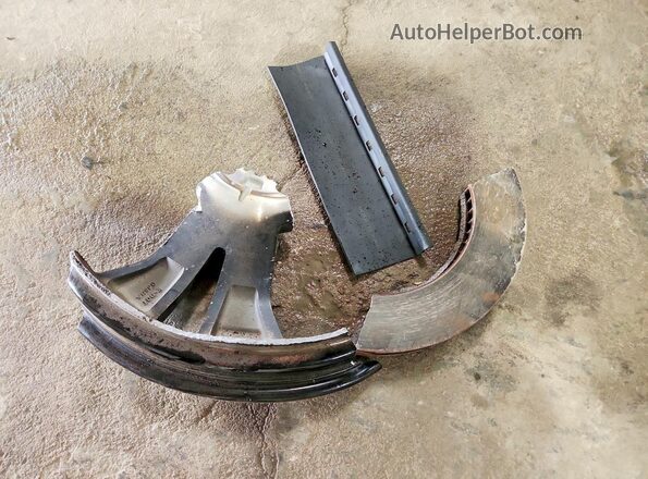 1FMUK8KHXSGB51978 2025 FORD EXPLORER Черный Панорамный вид салона 360°