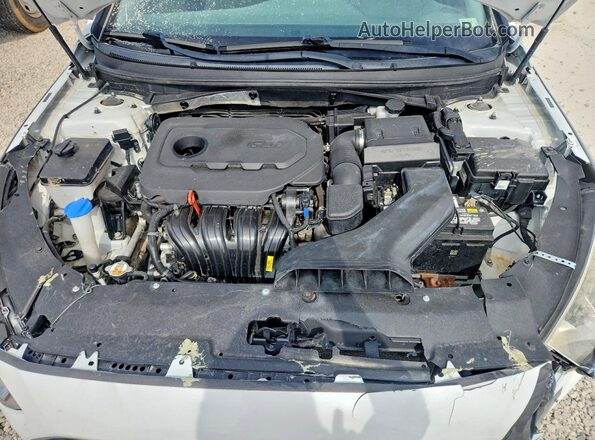 5NPE34AF7JH629265 2018 HYUNDAI SONATA White Engine compartment view
