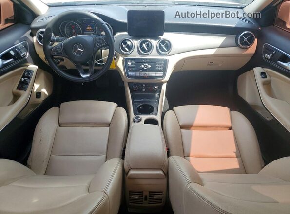 WDCTG4GB5JJ464169 2018 MERCEDES-BENZ GLA Белый 