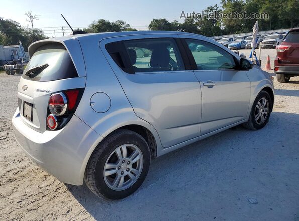 1G1JC6SH4G4111325 2016 CHEVROLET SONIC Silver Передня права чверть