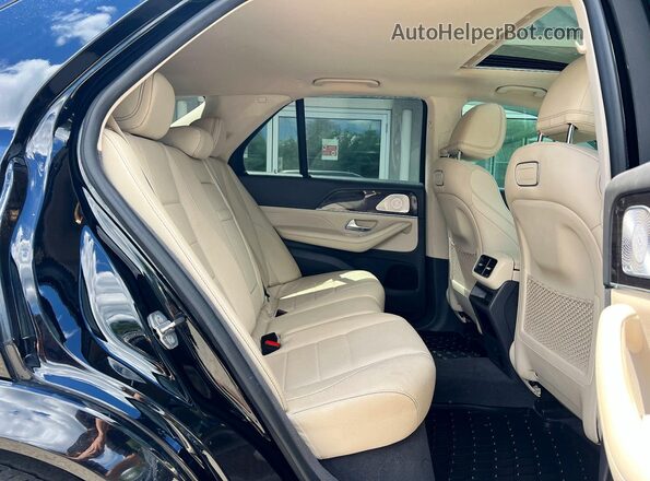 4JGFB4KB7LA063987 2020 MERCEDES-BENZ GLE Black Front interior view