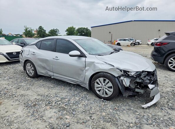 3N1AB8BV7PY323356 2023 NISSAN SENTRA Серебряный Вид спереди