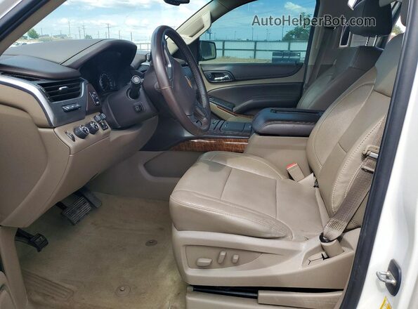 1GNSKJKC2GR169529 2016 CHEVROLET SUBURBAN White Widok deski rozdzielczej