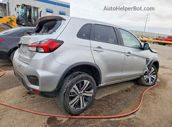 JA4ARUAU5TU016947 2026 MITSUBISHI OUTLANDER Silver 