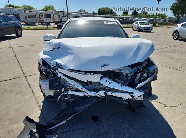 JTNB11HK0J3038695 2018 TOYOTA CAMRY White 