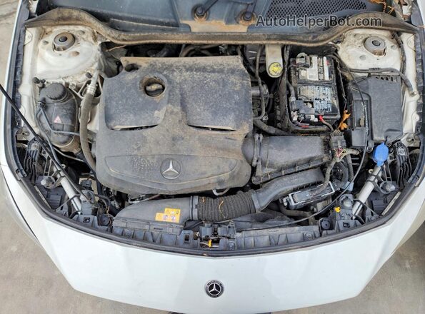 WDDSJ4GB8JN593251 2018 MERCEDES-BENZ CLA-CLASS White 