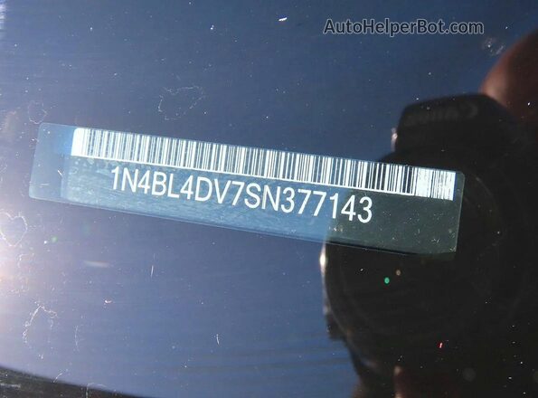1N4BL4DV7SN377143 2025 NISSAN ALTIMA Black Widok wnętrza z tyłu