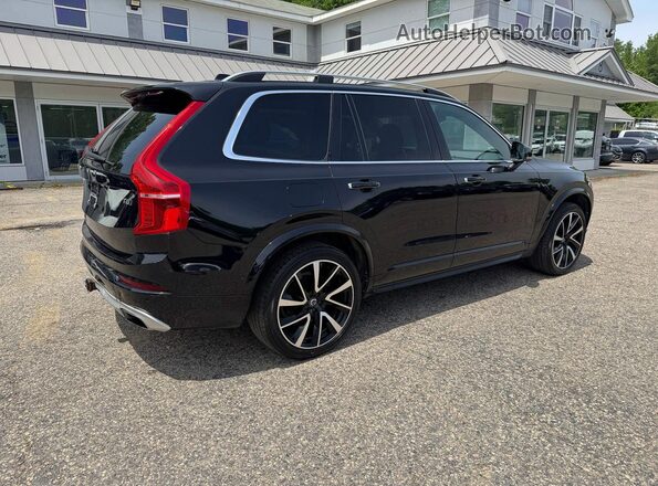 YV4A22PKXJ1359429 2018 VOLVO XC90 Black 
