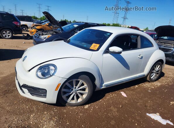 3VWFD7AT0JM709944 2018 VOLKSWAGEN BEETLE White 