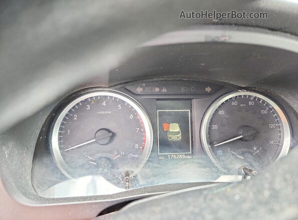 5TDZARFH3JS034471 2018 TOYOTA HIGHLANDER Gray უკანა სავარძლების ხედი
