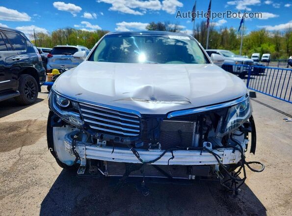 2LMPJ8LR1HBL50588 2017 LINCOLN MKX Белый Вид сзади