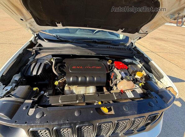 ZACNJBAB4LPL50466 2020 JEEP RENEGADE White Вид панелі приладів