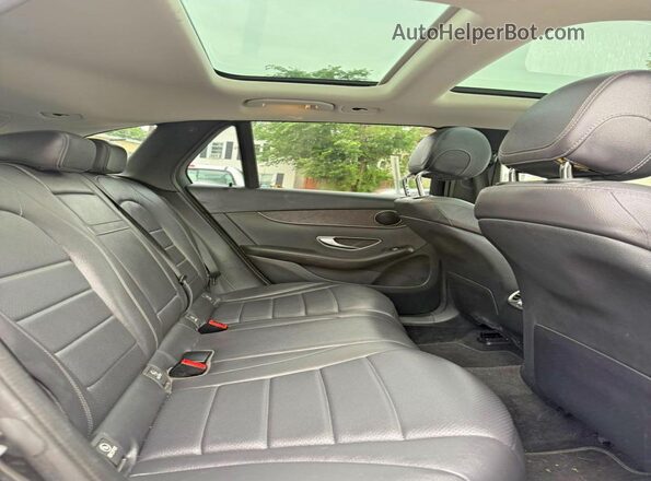 W1N0G8EB8MV302853 2021 MERCEDES-BENZ GLC-CLASS Black ხელსაწყოთა პანელის ხედი