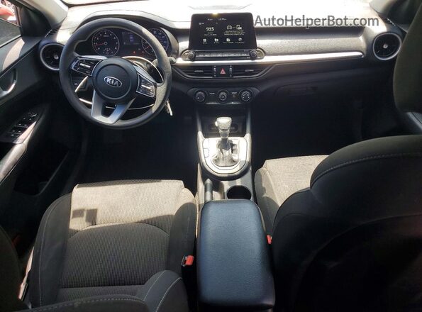 3KPF24AD1ME374823 2021 KIA FORTE Red 