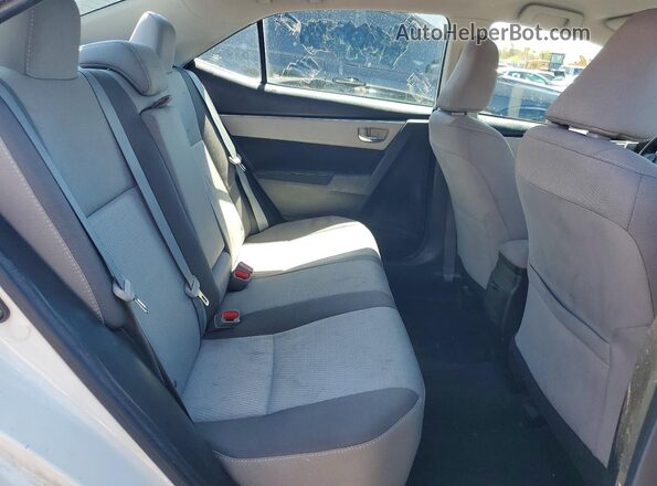 5YFBURHE0HP606269 2017 TOYOTA COROLLA White უკანა სალონის ხედი