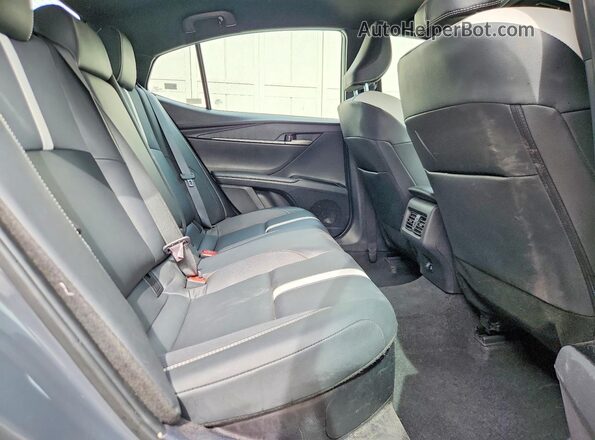 4T1DAACK6SU597521 2025 TOYOTA CAMRY Gray Widok wnętrza z tyłu
