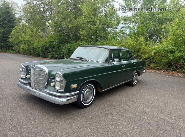 11101012108481 1968 MERCEDES-BENZ 230S Зеленый 