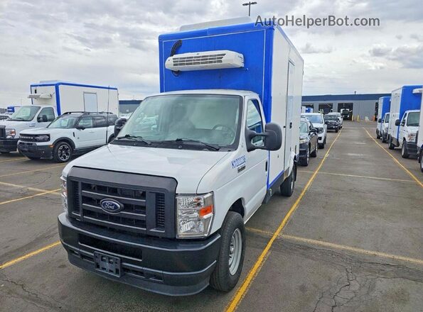 1FDWE3FN5RDD00733 2024 FORD ECONOLINE White Հետևի ձախ
