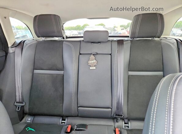 SALYA2EX8KA217447 2019 LAND ROVER RANGE White Rear interior view