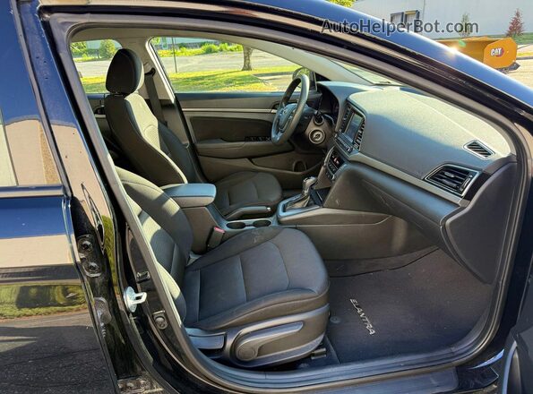 5NPD84LF7JH286306 2018 HYUNDAI ELANTRA Черный Вид сзади
