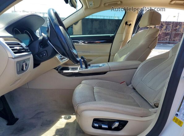 WBA7E2C55KB217759 2019 BMW OTHER White წინა პანელის ხედი