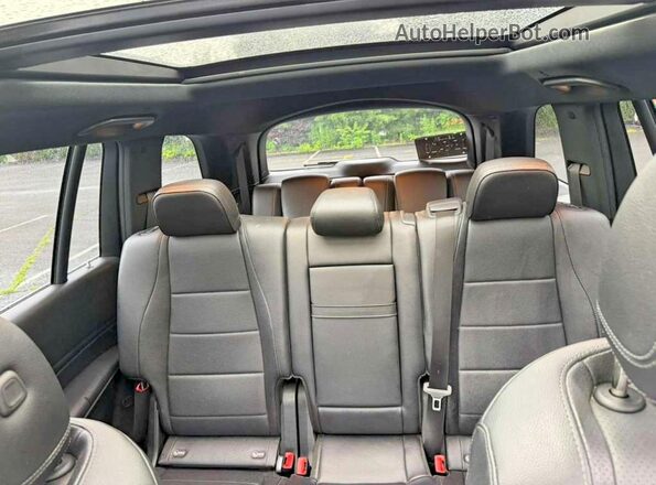 4JGFF5KE8LA116751 2020 MERCEDES-BENZ GLS Silver Widok deski rozdzielczej