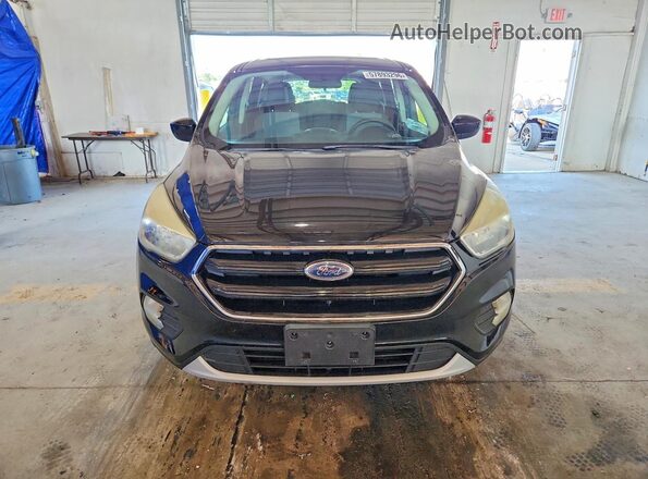 1FMCU0GD3HUC74383 2017 FORD ESCAPE Черный Вид сзади