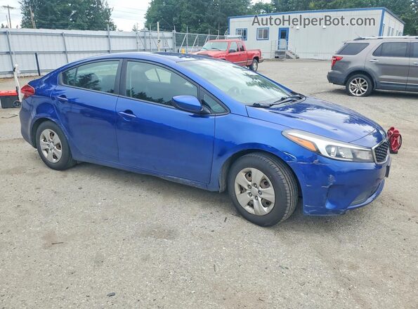 3KPFL4A77HE126556 2017 KIA FORTE Blue Вид спереду