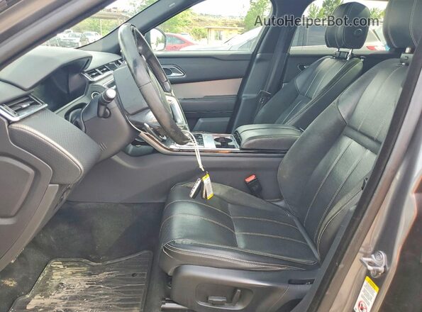 SALYL2RX3JA735095 2018 LAND ROVER RANGE Gray Widok deski rozdzielczej