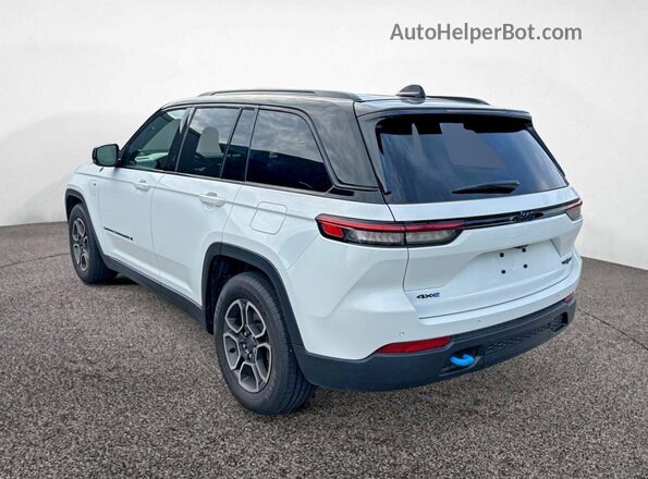 1C4RJYC62N8762046 2022 JEEP CHEROKEE White 