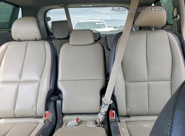 KNDMB5C11J6398637 2018 KIA SEDONA Black Вид задньої частини салону
