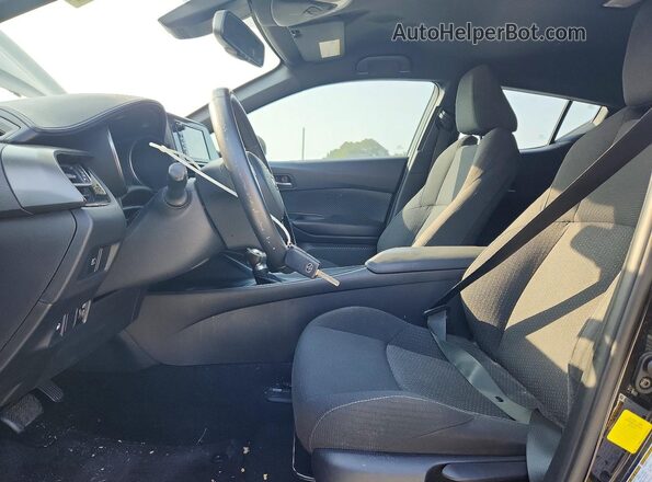 NMTKHMBXXJR022121 2018 TOYOTA C-HR Black Вид панелі приладів