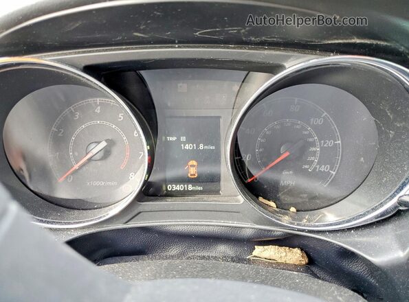 JA4ARUAU8RU017261 2024 MITSUBISHI OUTLANDER Black Widok zestawu wskaźników