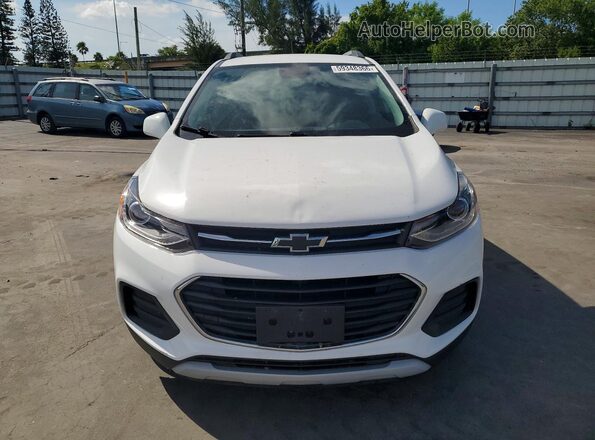 3GNCJLSB4KL401641 2019 CHEVROLET TRAX White Rear view
