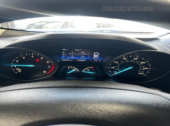 1FMCU0GD5HUD87509 2017 FORD ESCAPE Gold Սարքավորումների վահանակի տեսք