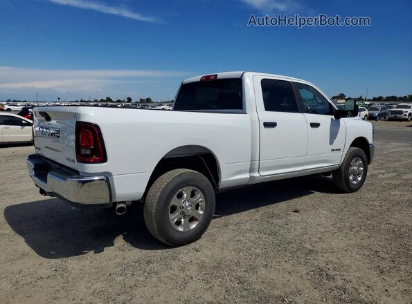 3C6UR5DJ4TG197107 2026 RAM 2500 White Передня права чверть