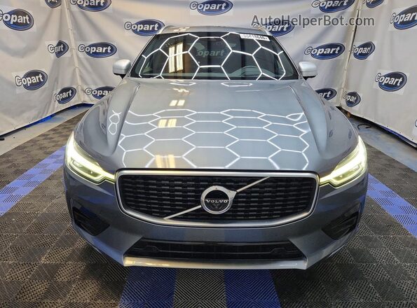 YV4A22RM6K1351487 2019 VOLVO XC60 Gray უკანა ხედი