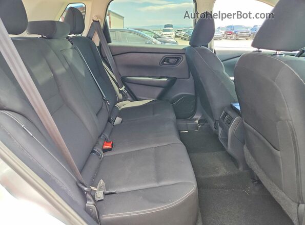 5N1BT3AB5RC715395 2024 NISSAN ROGUE Серебряный 