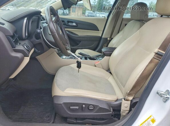1G11C5SA6GF103907 2016 CHEVROLET MALIBU White Dashboard view