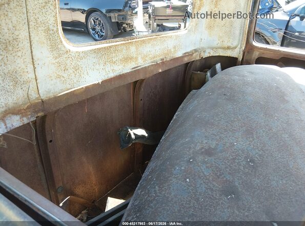 6D47R4E528806     1974 UNKNOWN TRUCK Зеленый Вид наклейки с VIN-кодом