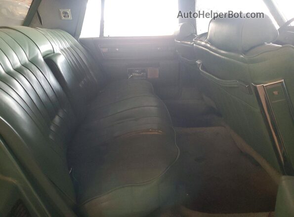 6D69S7Q312511 1977 CADILLAC DEVILLE Green Rear seats view