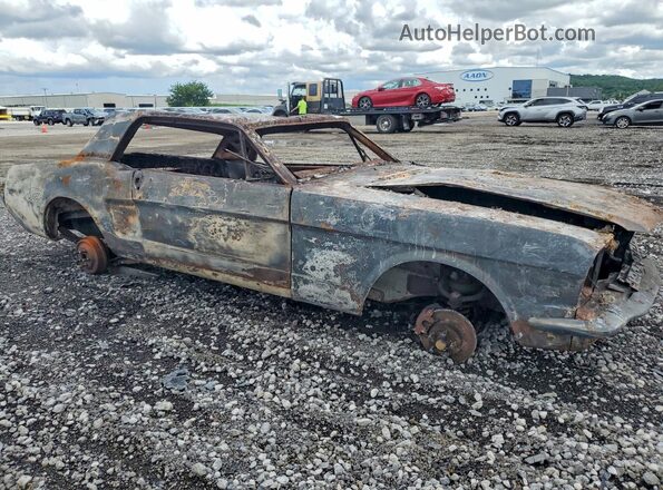 6F07C289944 1966 FORD MUSTANG Burn Przód prawy