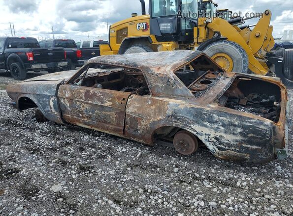 6F07C289944 1966 FORD MUSTANG Burn Tył lewy
