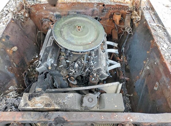 6F07C289944 1966 FORD MUSTANG Burn Widok wnętrza z tyłu