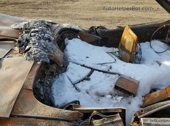 6Y85Q119882 1966 FORD UK Burn 