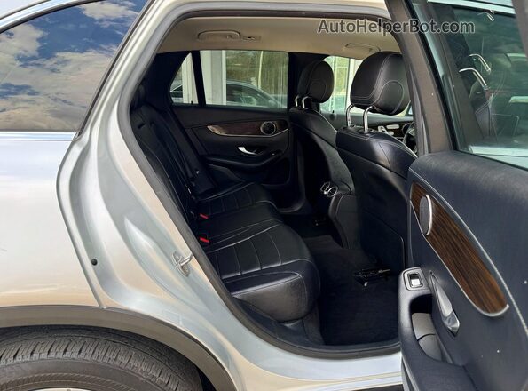 WDC0G4JB5GF106884 2016 MERCEDES-BENZ GLC-CLASS Серебряный 